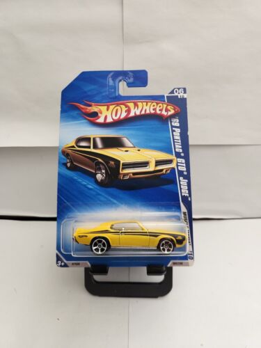 2010 Hot Wheels Muscle Mania '69 Pontiac GTO Judge Yellow #84/240 N58 - Afbeelding 1 van 1
