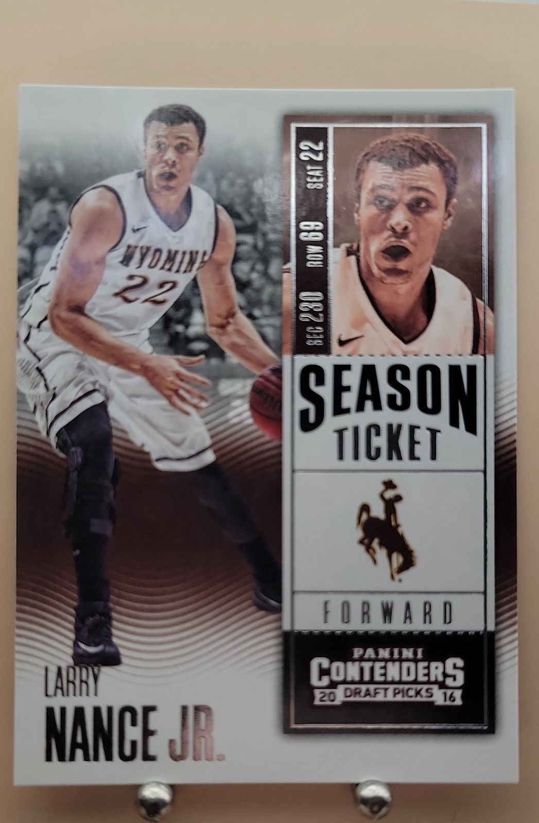 Larry Nance #64 2012-13 Panini Momentum Basketball Monumental Marks