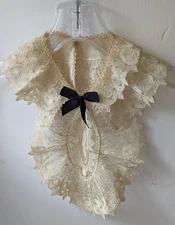 Vintage Lace Collar Ecru DAINTY Handmade Floral