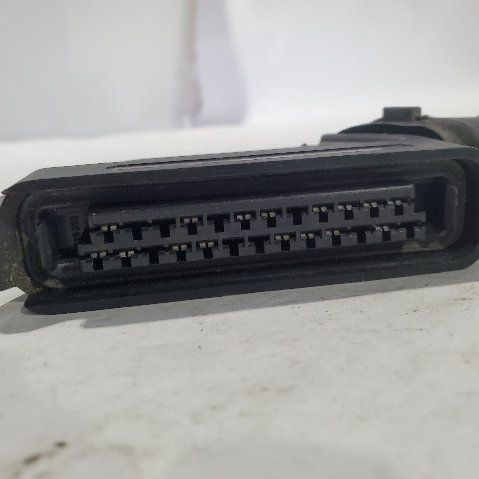 1991 Bentley Turbo R OEM Engine Management Boost UD75016