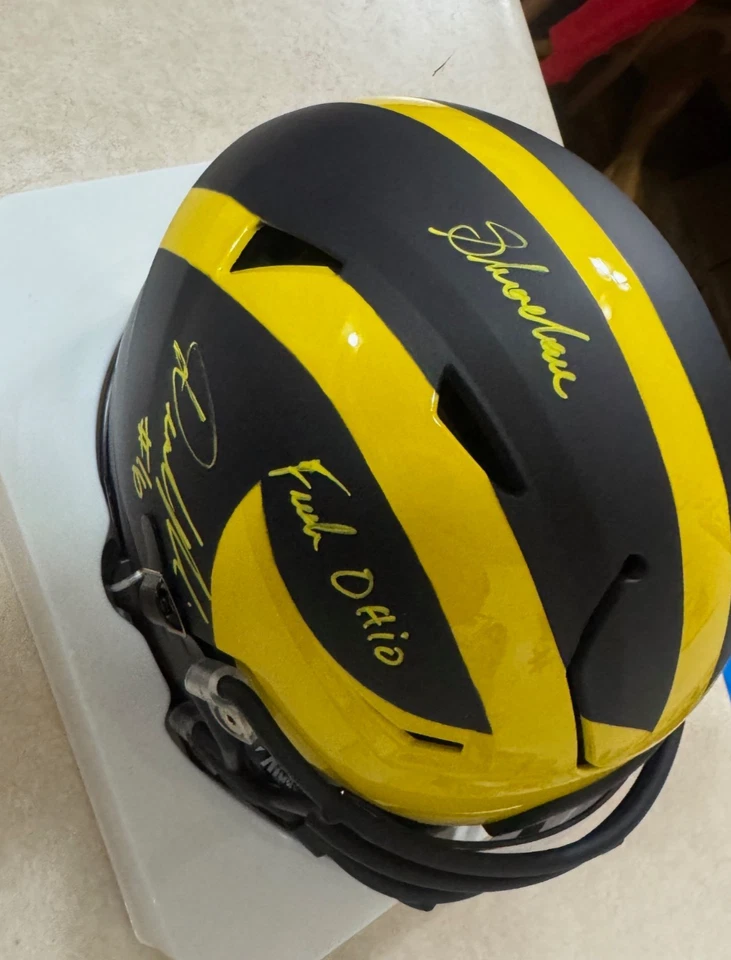 Michigan Wolverines DENARD ROBINSON  Signed Riddell Midi Speedflex Helmet JSA - Image 2 of 4