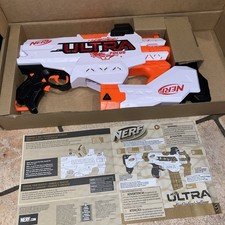 Nerf Ultra Strike Pistola Motorizada, 10 Dardos Accustrike U | Envío gratis