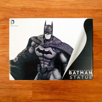 Batman Black & White, Batman: Arkham Origins Statue, DC Collectibles, NEU, RAR