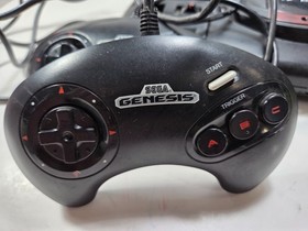 Sega Genesis System Console - complete - TESTED - working - model 1