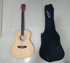 chitarra acustica Sx