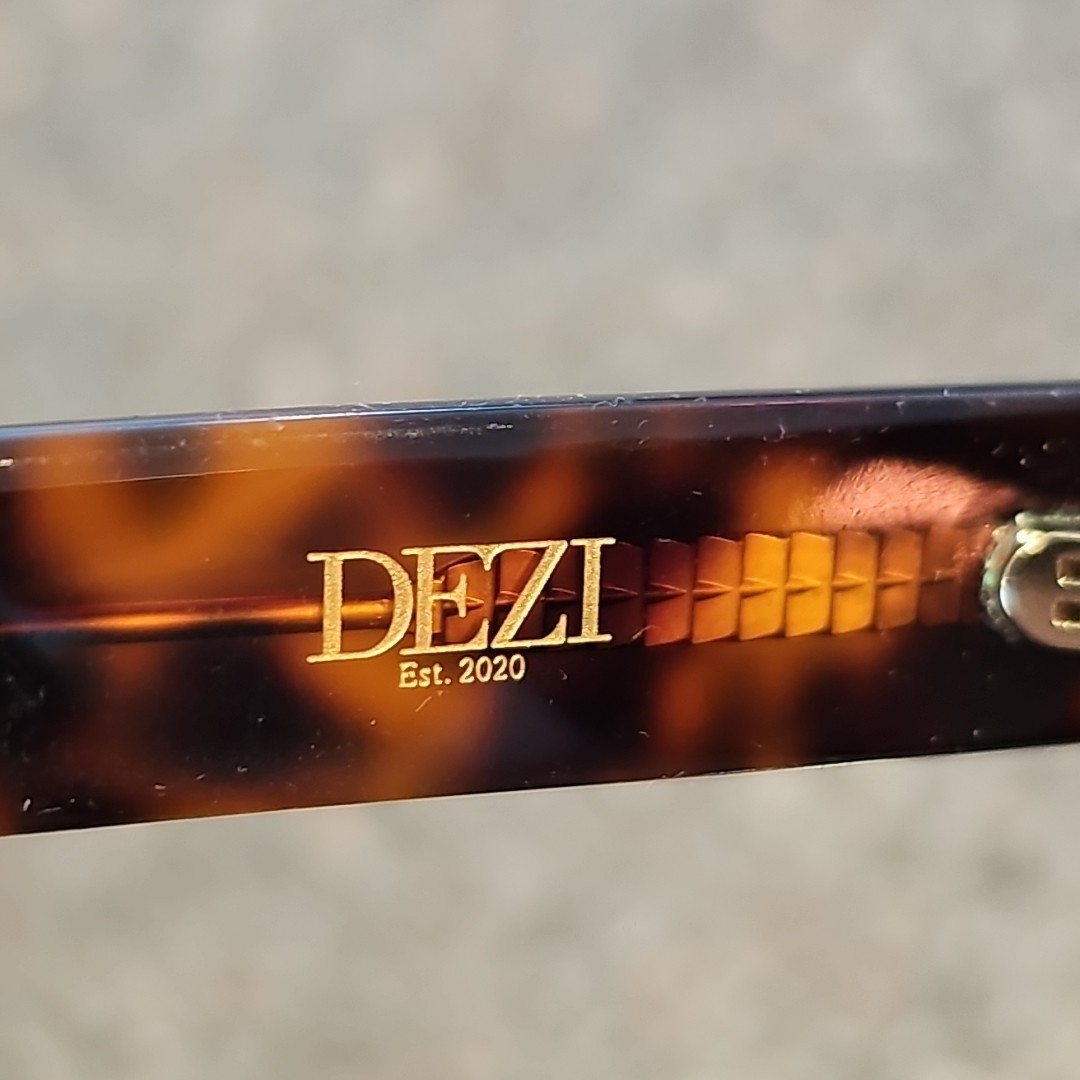 DEZI Lil display picture 3