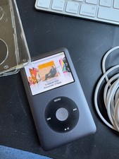 Apple ipod classic 7th generation 160gb Grey/Black. Fantastic Condition. MC297.