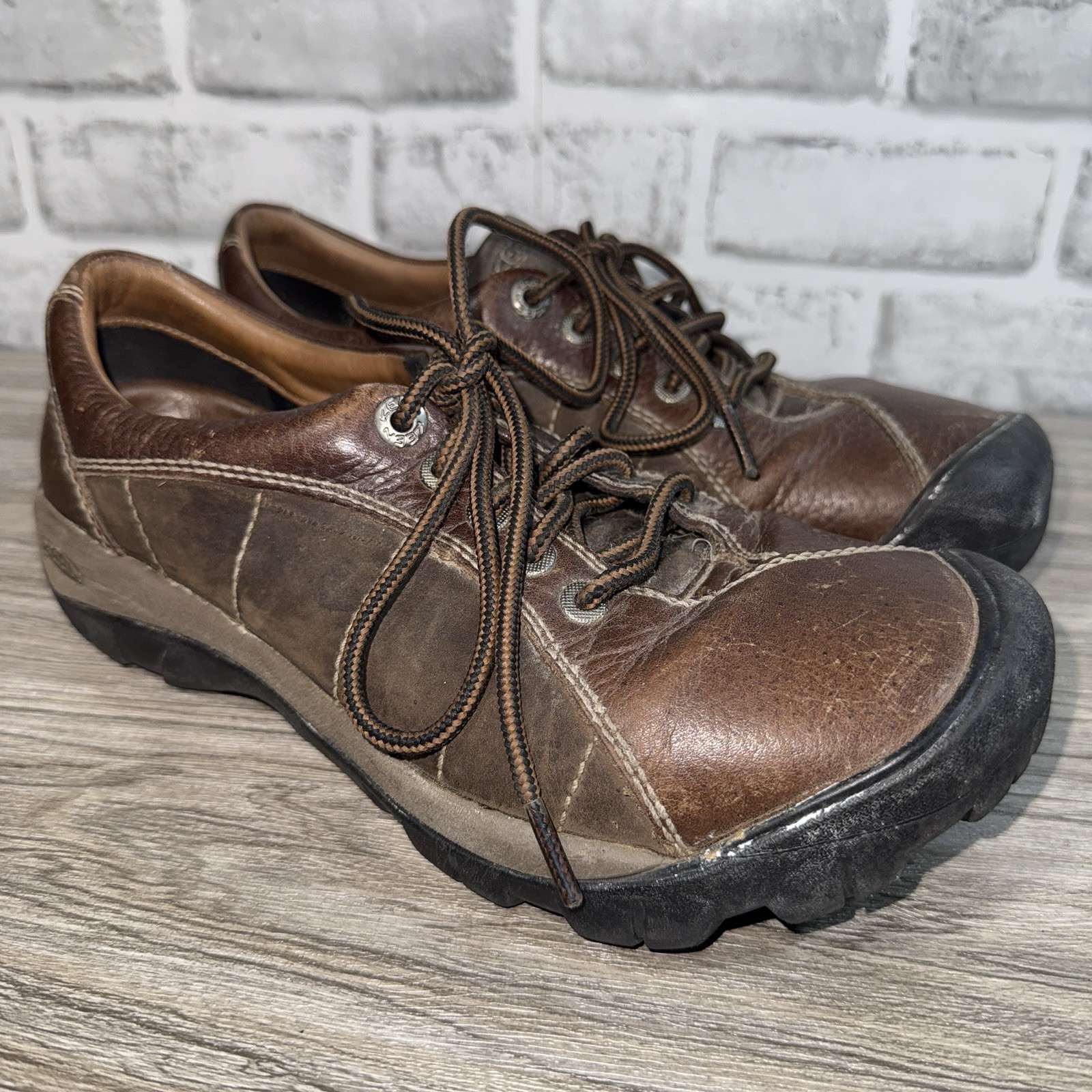 Scarpe da passeggio casual stringate in pelle Keen da donna taglia 8 5 US 39 EU marroni