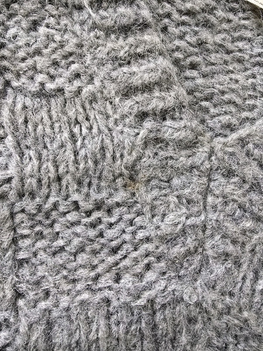 VINTAGE 60s V-neck Sweater %95 Mohair Knit Sweater Italy The
