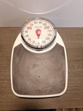 Vintage Taylor Professional Large Dial Mechanical Scale 330 lbs with 5 markers