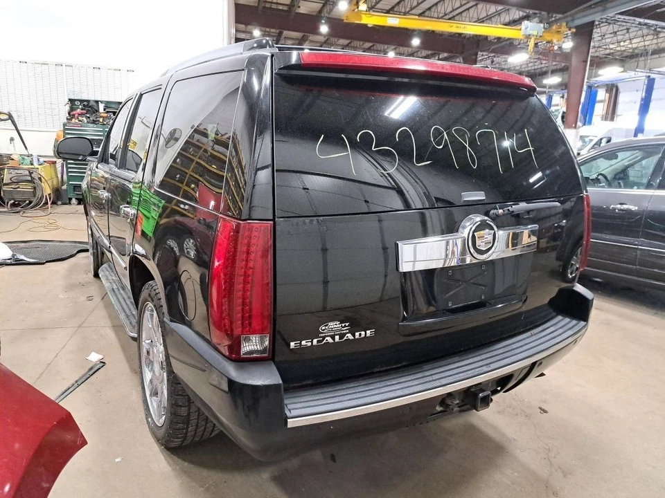 节气门车身总成 2007 Escalade Sku#4268231 — 第 4/4 张图片