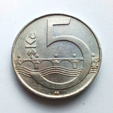 genuine Czech Republic Cesk&aacute; Republika 2002 5 K Koruna Coin Collection