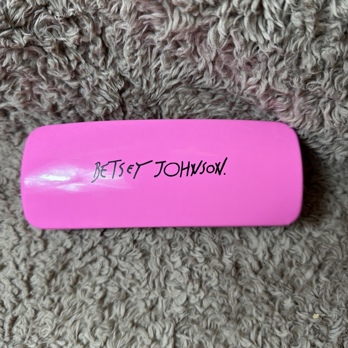 Betsey Johnson Eyeglass Clamshell Hardshell Hot Pink Case  display picture 1