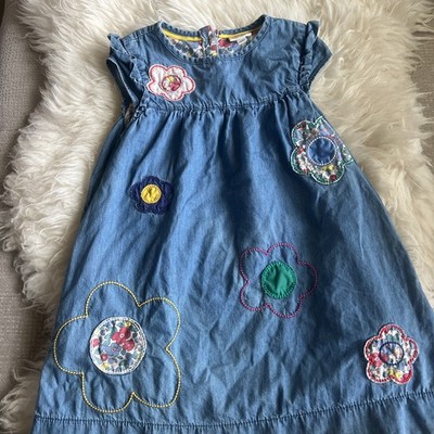 Mini Boden Chambray Blue Flowers Denim Lined Easy Everyday Dress Girls Size 4-5