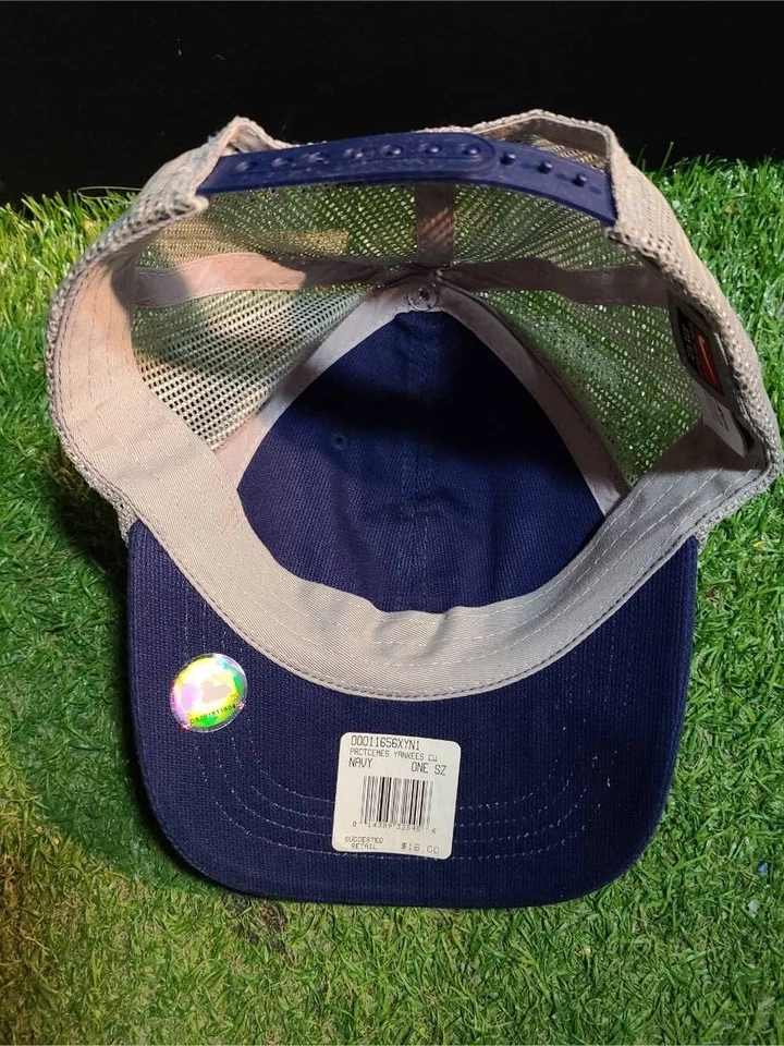 Nuevo con Pegatina De Colección Nike New York Yankees Sombrero Snapback Malla Espalda Gorra de Camionero Foto 4 de 4