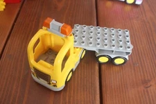 Duplo Yellow Truck Semi Gray Trailer Flat Bed Cab Construction Light