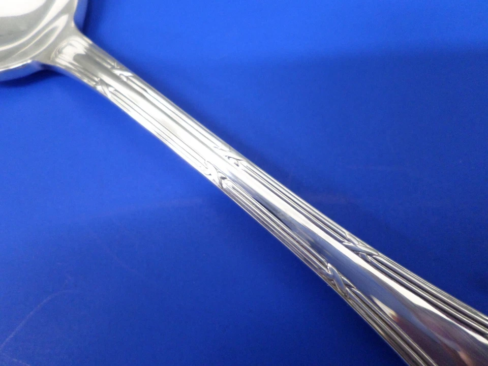 CUCHARA PARA SERVIR MESA Christofle Hotel PASTORALE Plateado Brillante Contorno X's Foto 3 de 4