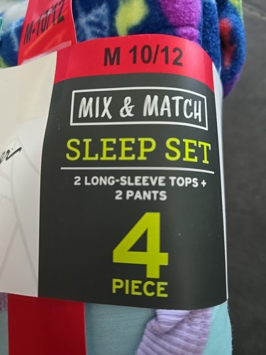 Eddie Bauer 4 Piece Sleep Set Pajamas Reindeer, Youth M (10-12) - Picture 4 of 4