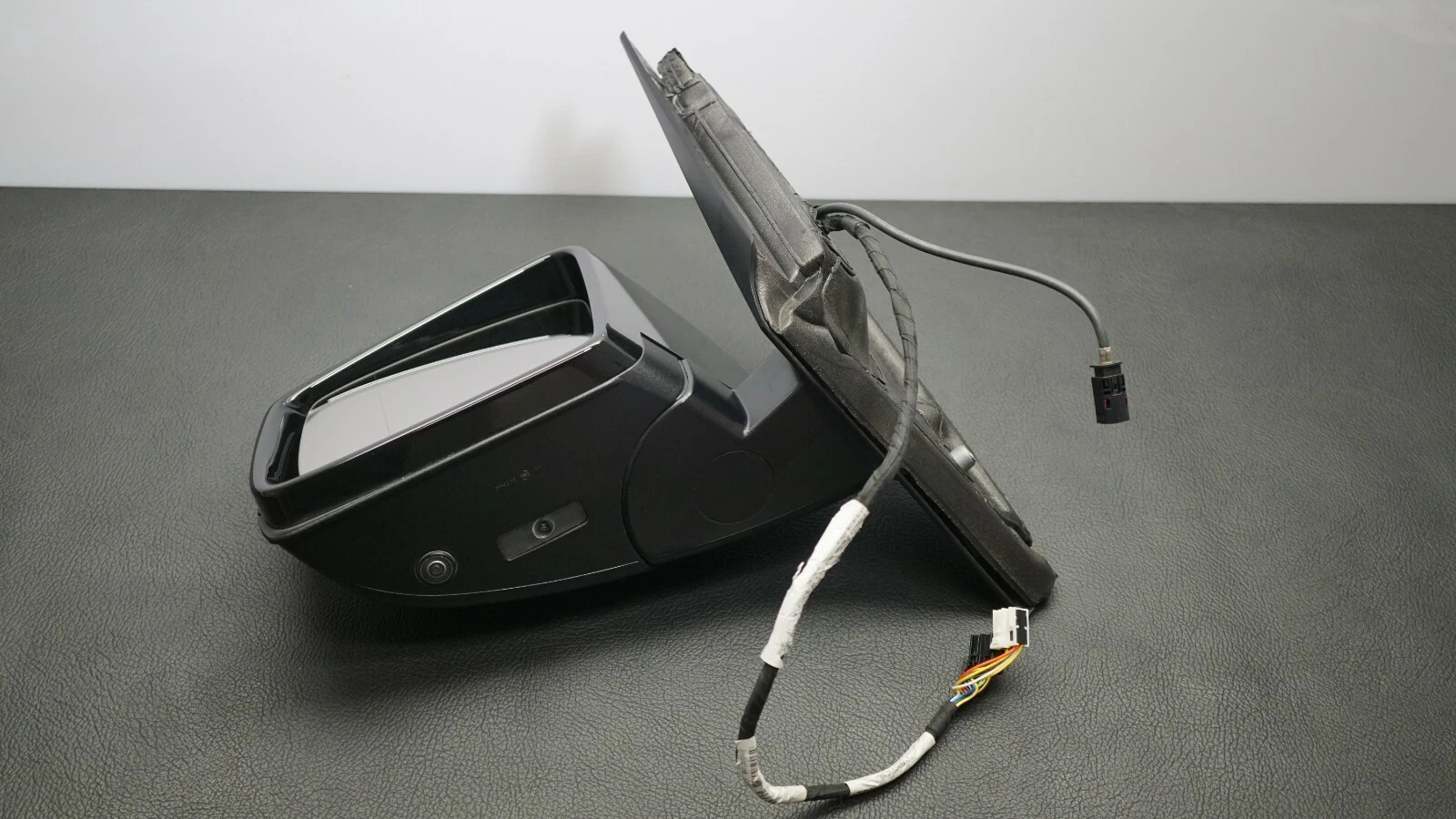 OEM MERCEDES BENZ ML GLE GLS W166 X166 LEFT WING MIRROR CAMERA RHD A1668102101