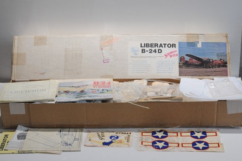 JACK STAFFORD MODELS LIBERATOR B-24D R/C MODEL MUSEUM SCALE 90” WINGSPAN .15 TO - Picture 5 of 19