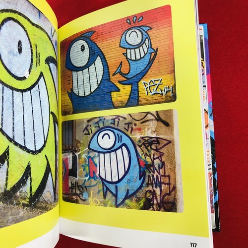 CUTE GRAFFITI (ENGLISH AND SPANISH EDITION) By Josep Minguet - HC 2012 - Picture 3 of 8