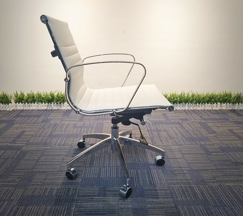 Home Office Chair PU Leather Executive modern design with solid base - Picture 21 of 26