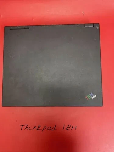 IBM THINKPADS 4 PIEZAS 10 MODELOS RETRO 30.00 ea ** +o- envío reducido** y MÁS Foto 2 de 3