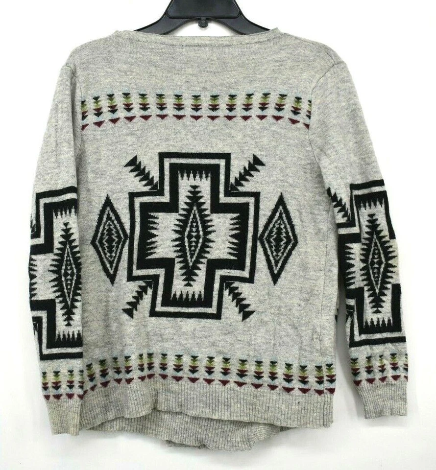 Suéter cruzado envolvente negro estampado geométrico gris Ya Los Angeles para mujer OS Foto 2 de 4