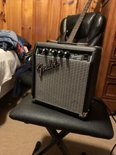 Fender Frontman 10G 10-Watt Guitar Amplifier - Black