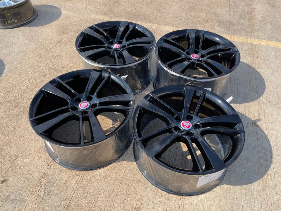 Llantas 20" Jaguar F-Type Cyclone Type R OEM 59913 59920 NUEVAS Foto 3 de 4