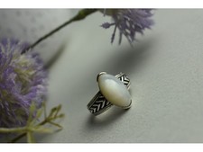 925 Sterling Silver Mother Of Pearl Ring Size 6.5