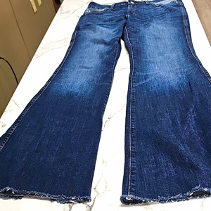 Ariat R.E.A.L. Men’s Bootcut Jeans Dark Wash Blue Denim Regular Fit 5-Pocket