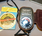 ART DECO VINTAGE BOX CAMERA LOT (4) W/ Light meter  & Orig. Pamphlet — photo 5