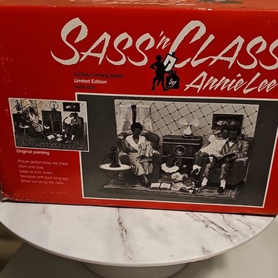 Sass n' Class by Annie Lee ''Sunday Evening Radio'' LE Figurine #6025 1997 Boxed