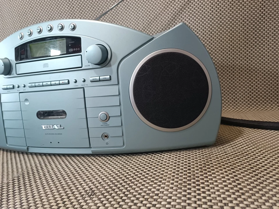 Dual CCR 2015 RDS Radiorecorder CD Kassetten Player AM/FM - Bild 4 von 4