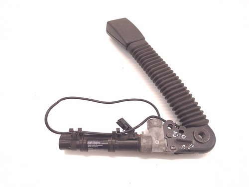 BMW 5 E60 E61 2004 Vorne rechts Gurtschloss vorne 6982520 APA22954