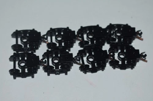 N Scale MTL/ Kadee Trucks with Short Extensions 4 Pairs