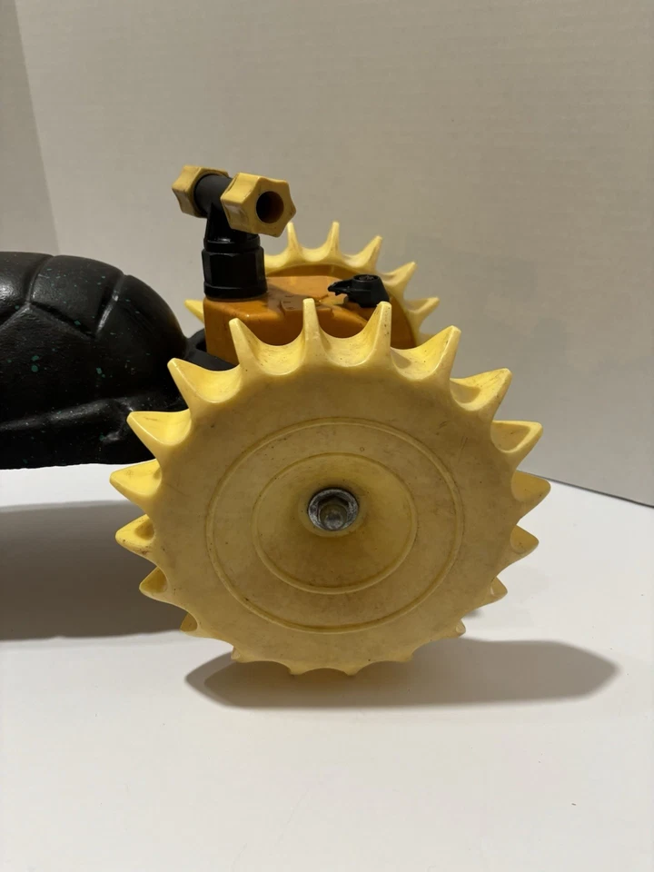 Aspersor de viaje de tortuga de hierro fundido vintage adorno de césped para reparación de piezas LEER Foto 3 de 4