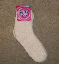 NEW 1 Pair Women's Fluffy Fuzzy Socks Beige by Soft  Cozy NEW