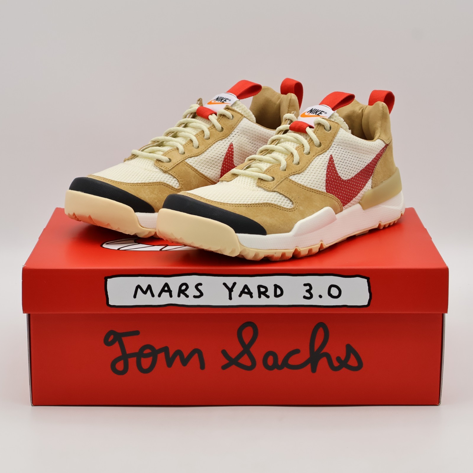 IF2885-100 Tom Sachs Nike Craft Mars Yard 3.0 Natural Sport Red (para hombre)