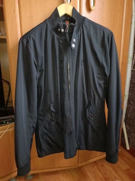 Women Pretty Green Jacket Black Nylon 38