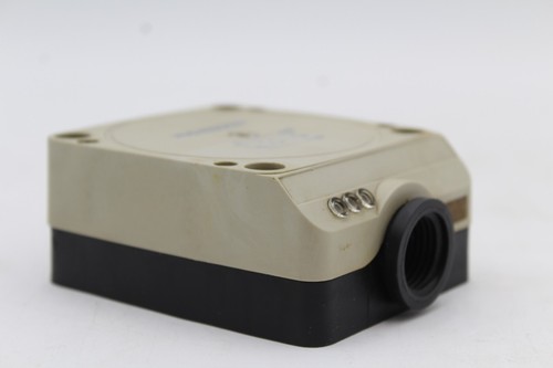 Telemecanique XGS-K6204321 Inductel Sensor Compact Station - Bild 2 von 3