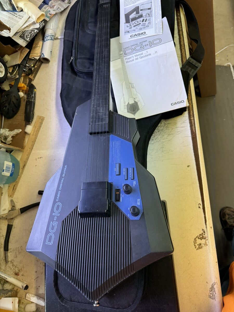 Rare Vintage Casio DG-10 Digital Guitar With Case And Rare Vintage Casio DG-10 Digital Guitar With Case And