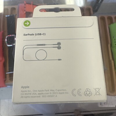 Genuine Apple EarPods (USB-C) White. Sealed in Box. 190198001696| eBay