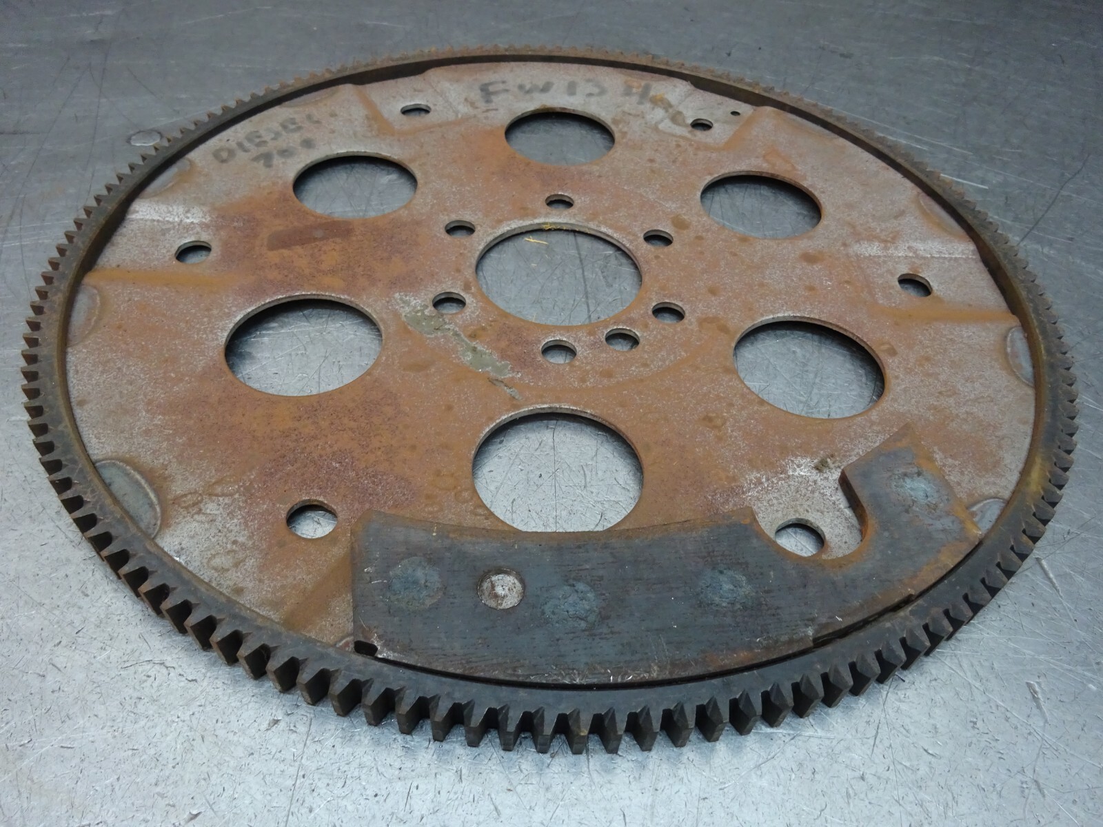 G134 GM CHEVY FLEX PLATE FLYWHEEL 139T 14.13" 14077158 6.2 DIESEL 8293