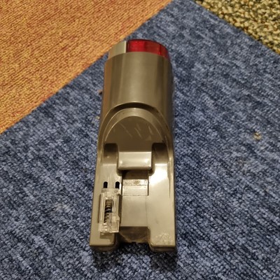 Dyson DC40 UP22 Schalterabdeckung Set inklusive Federn
