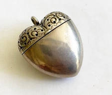 Antique Art Nouveau Sterling Heart Shaped Vinaigrette 