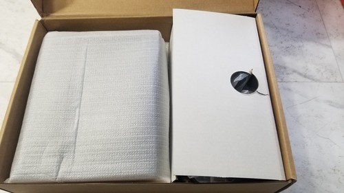 8" Metal Housing Monitor w/ Stand & Cords New Open Box (VGA, RCA, BNC) - Picture 3 of 9