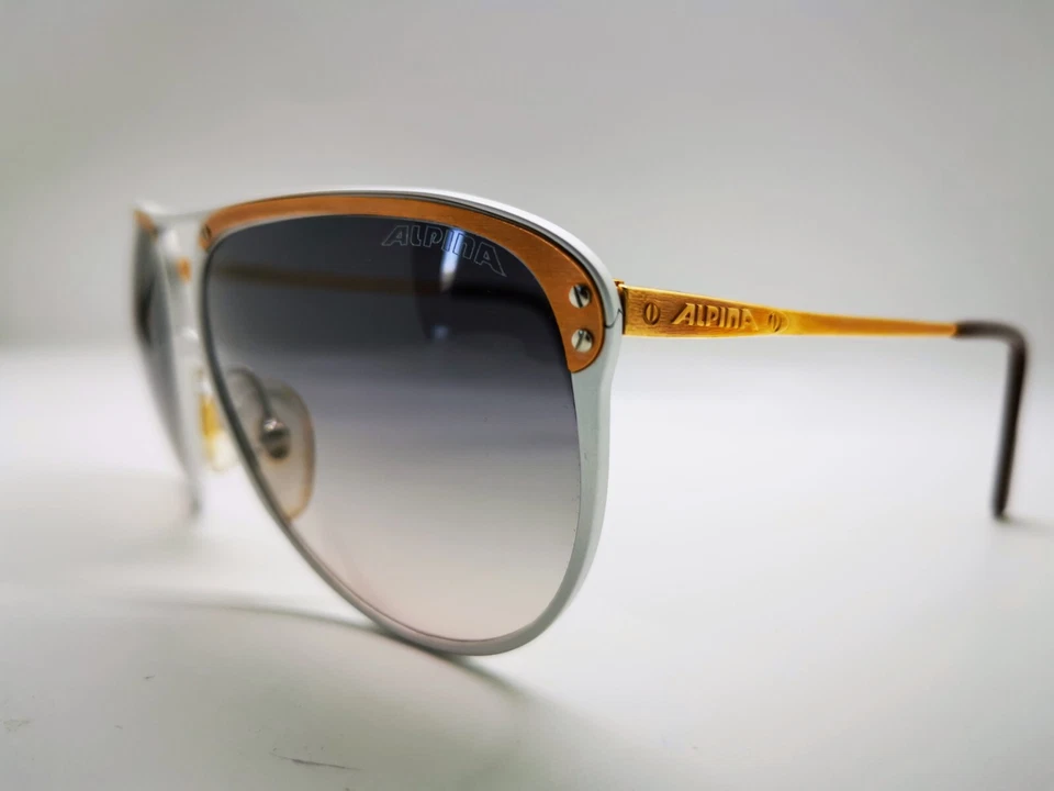 复古 Alpina M3 太阳镜 - 全新旧货 - 中号  — 第 3/4 张图片