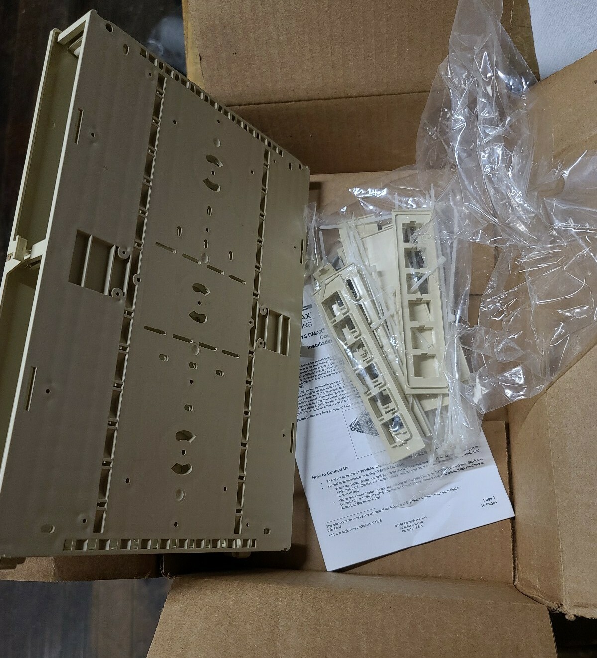 CommScope M224SMB-262 Consolidation Point Box Assy 1Z-1968-B12 | eBay